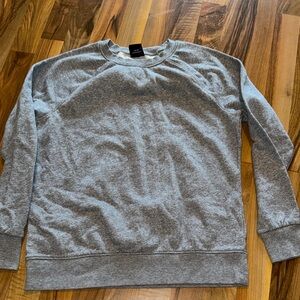 Grey sweatshirt